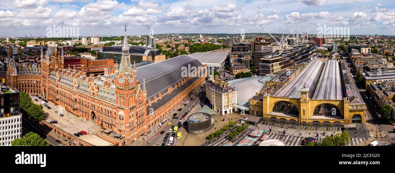 London Kings Cross and St Pancras train stations Stock Photo Alamy