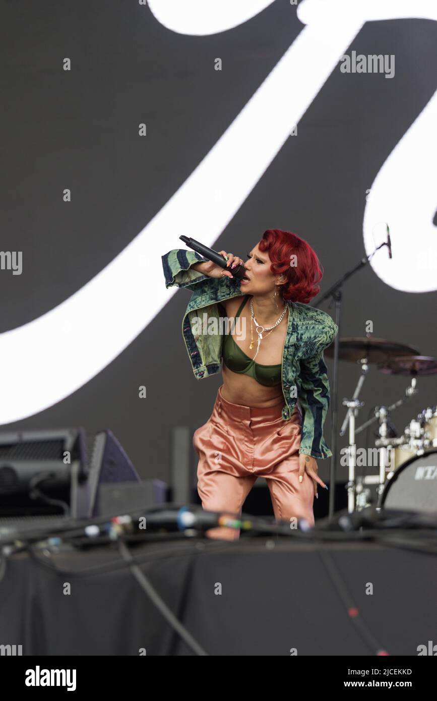 Raye England Raye singer 2022 hi-res stock photography and images - Alamy