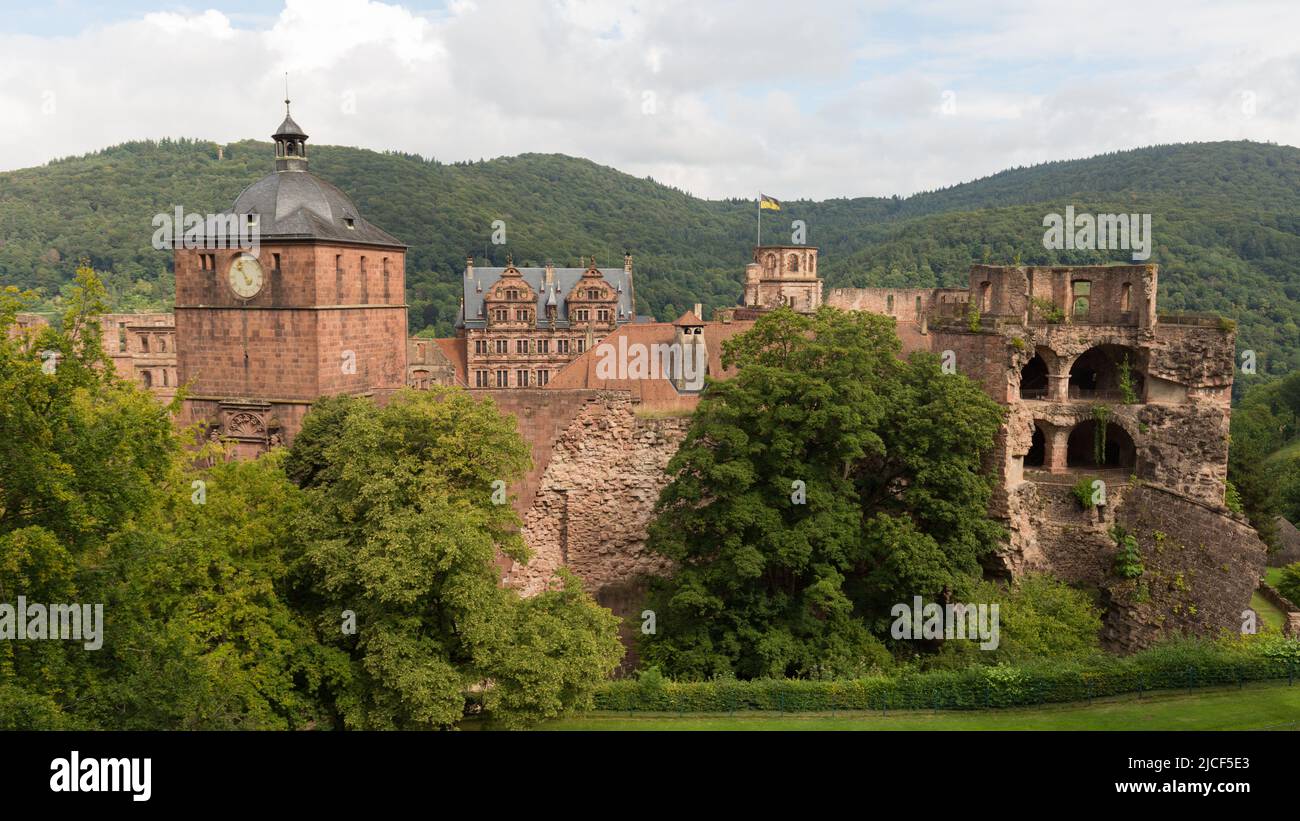 Heidelberg, Germany - Aug 27, 2021: View on the ruins of Heidelberg castle. With city gate tower on the left and Krauturm (Pulverturm) on the right. Stock Photo