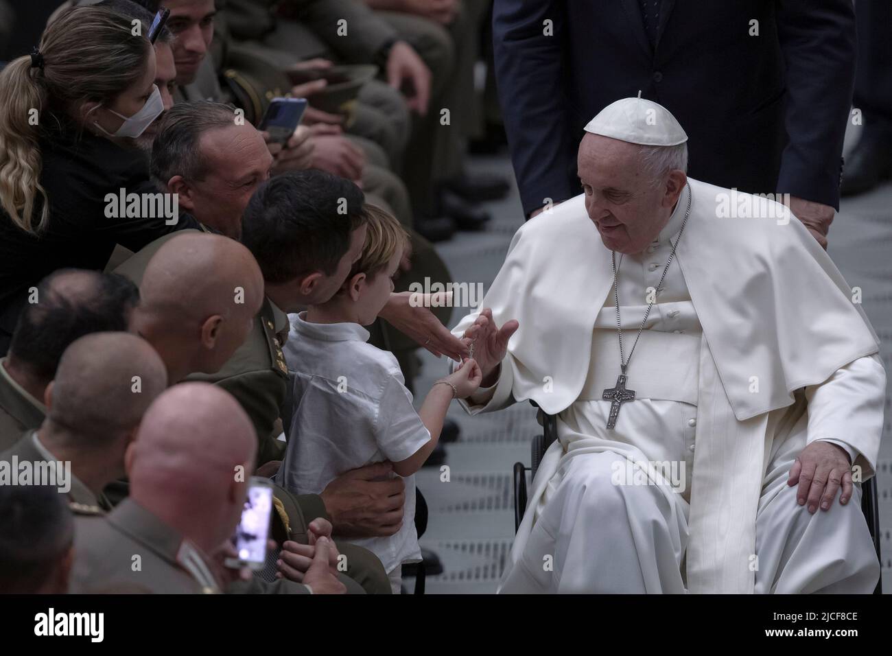 Vatican City, Vatican. 11 June 2022. Pope Francis during an audience with Italian Soldiers of the Sardinia Grenadiers Brigade, engaged in 'Safe Streets' Operation (Operazione Strade Sicure), and their families. Credit: Maria Grazia Picciarella/Alamy Live News Stock Photo