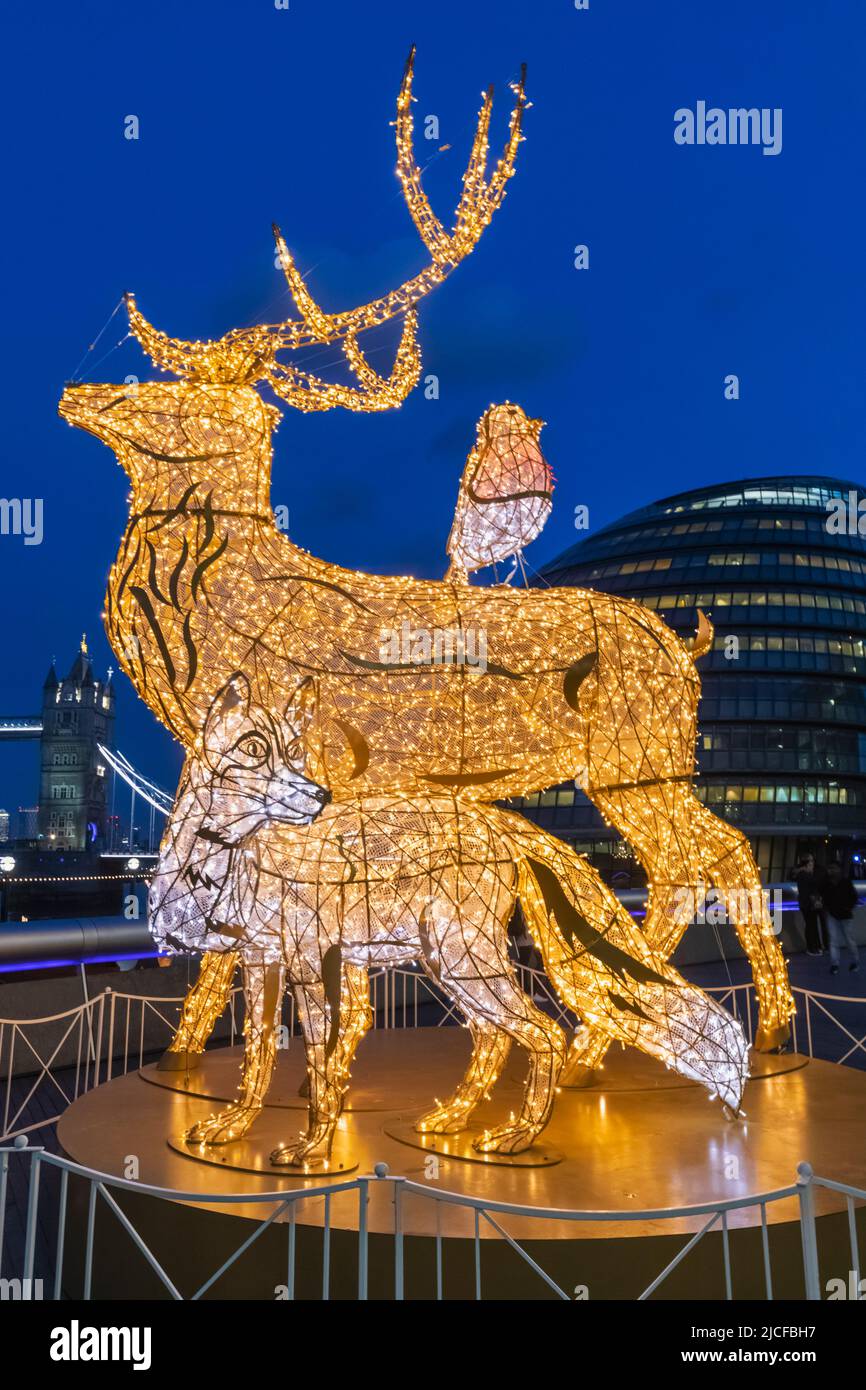 England, London, Southwark, More London Riverside Complex, Christmas