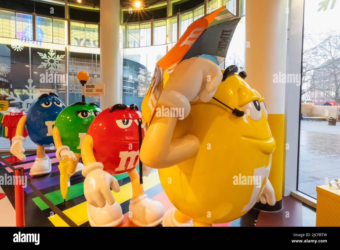 M&m hi-res stock photography and images - Page 2 - Alamy