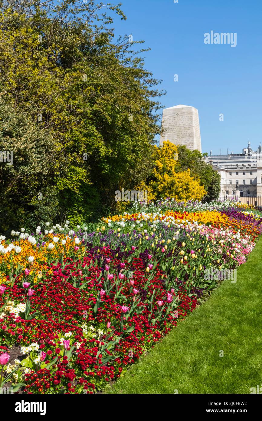 England, London, St.James's Park, Summer Flowers in Bloom Stock Photo