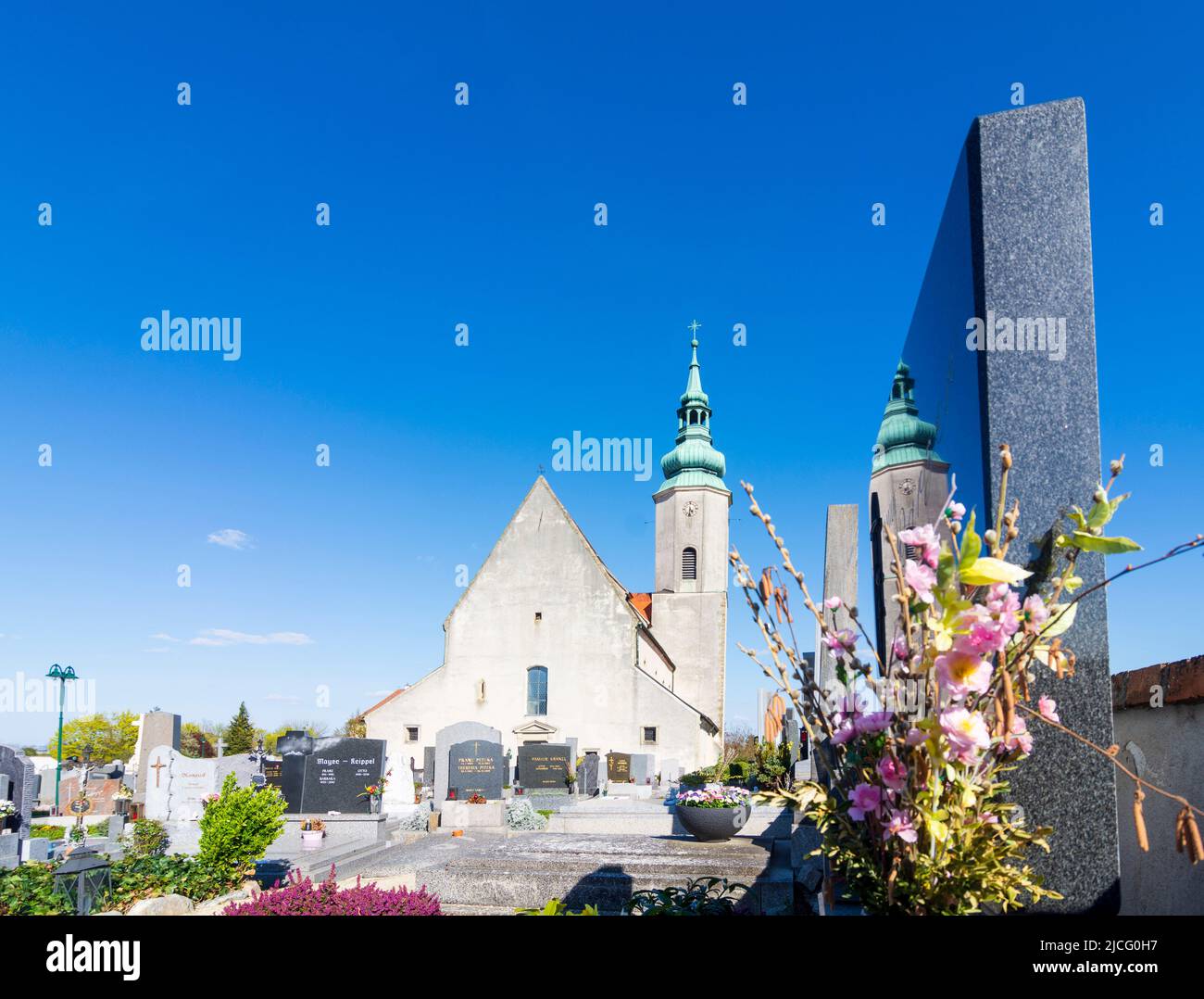 Hausleiten, church Hausleiten, graveyard, Donau region, Lower Austria, Austria Stock Photo