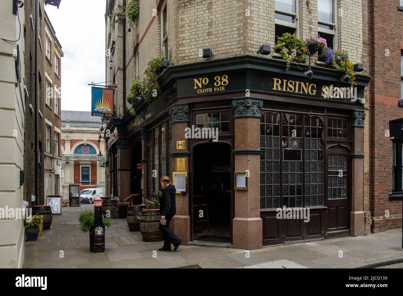 The Rising Sun pub on Cloth Fair, Smithfield, London Stock Photo