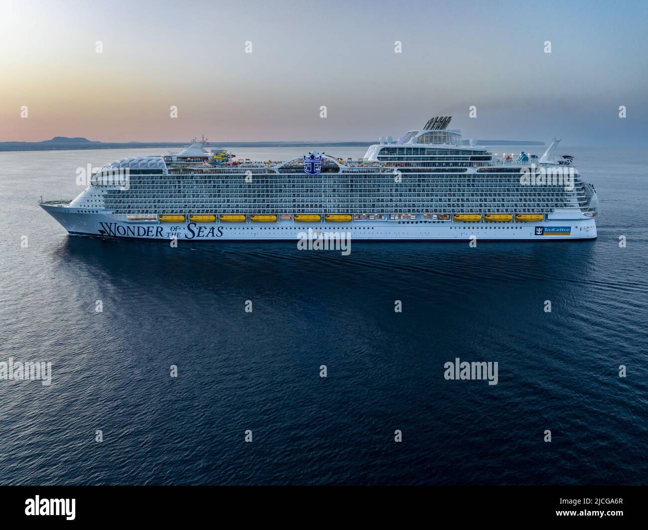 Wonder of the Seas cruise ship by Royal Caribbean,. The biggest cruise ...
