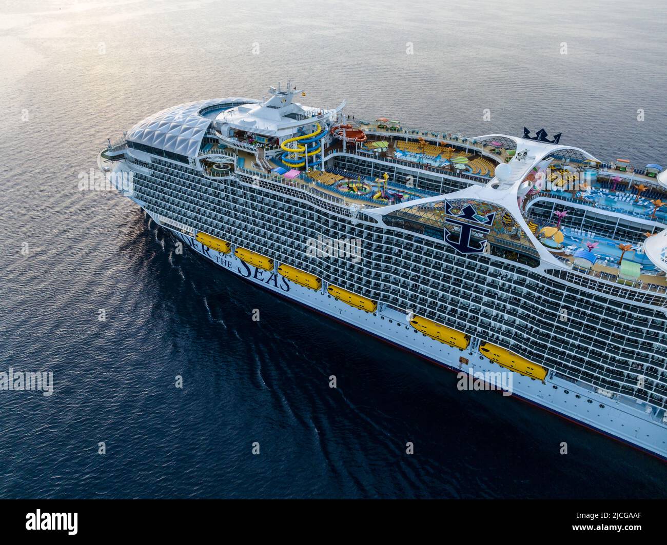 Wonder of the Seas cruise ship by Royal Caribbean,. The biggest cruise ...