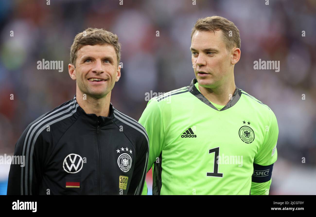 Manuel Neuer of Germany  Thomas Mueller of Germany  MUNICH, GERMANY - JUNE 07:  UEFA Nations League League A Group 3 match between Germany and England at Allianz Arena on June 07, 2022 in Munich, Germany. Nations League Deutschland England  © diebilderwelt / Alamy Stock Stock Photo