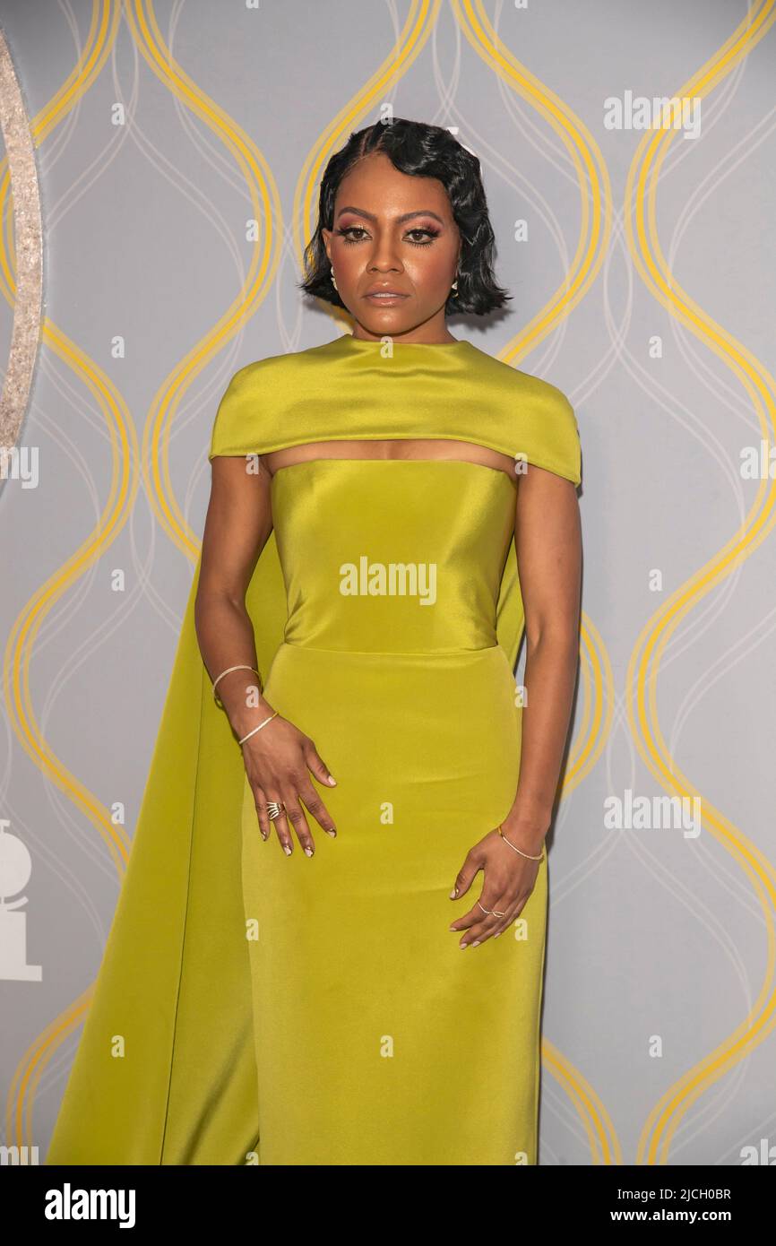 NEW YORK, NEW YORK JUNE 12 Gabby Beans attends the 75th Annual Tony