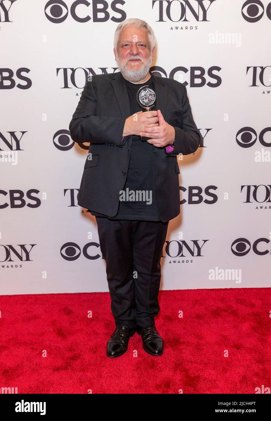 New York, NY - June 12, 2022: Simon Russell Beale poses in the press room after winning Best Performance by an Actor in a Leading Role in a Play at Radio City Music Hall Stock Photo