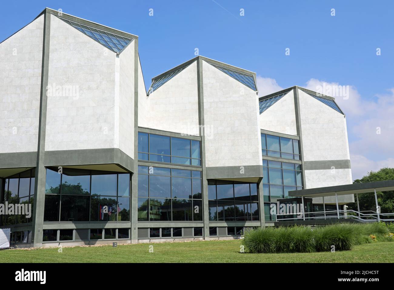 Museum of Contemporary Art at Belgrade in Serbia Stock Photo - Alamy