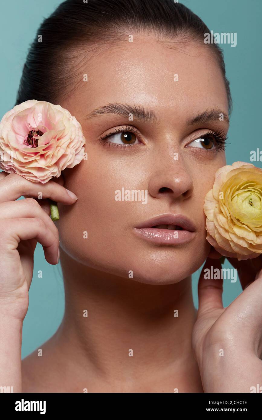 Woman no face portrait hi-res stock photography and images - Alamy