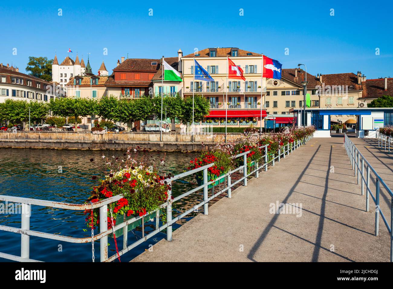 waterfront-in-nyon-nyon-is-a-town-on-the-shores-of-lake-geneva-in-the