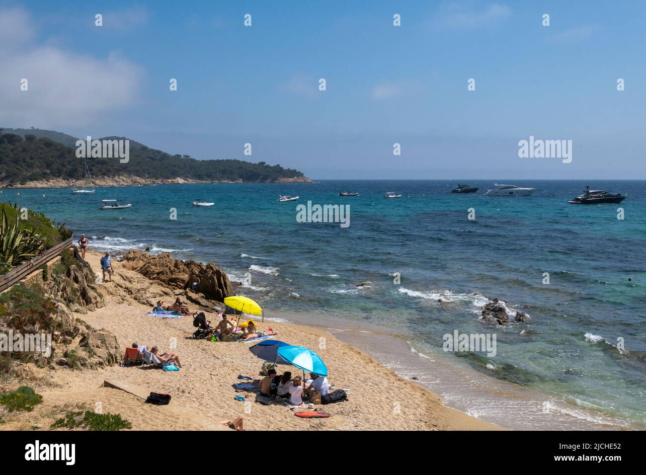 Looking East along Gigaro Beach, Var, Provence-Alpes-Cote-D'Azur, France. Stock Photo
