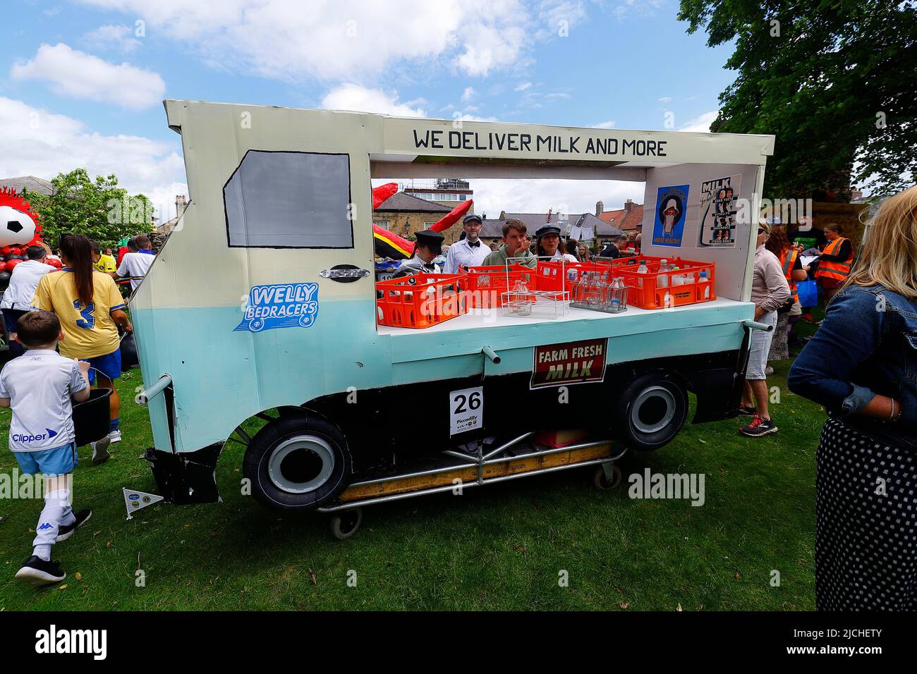 Great Knaresborough Bed Race 2022 Stock Photo Alamy