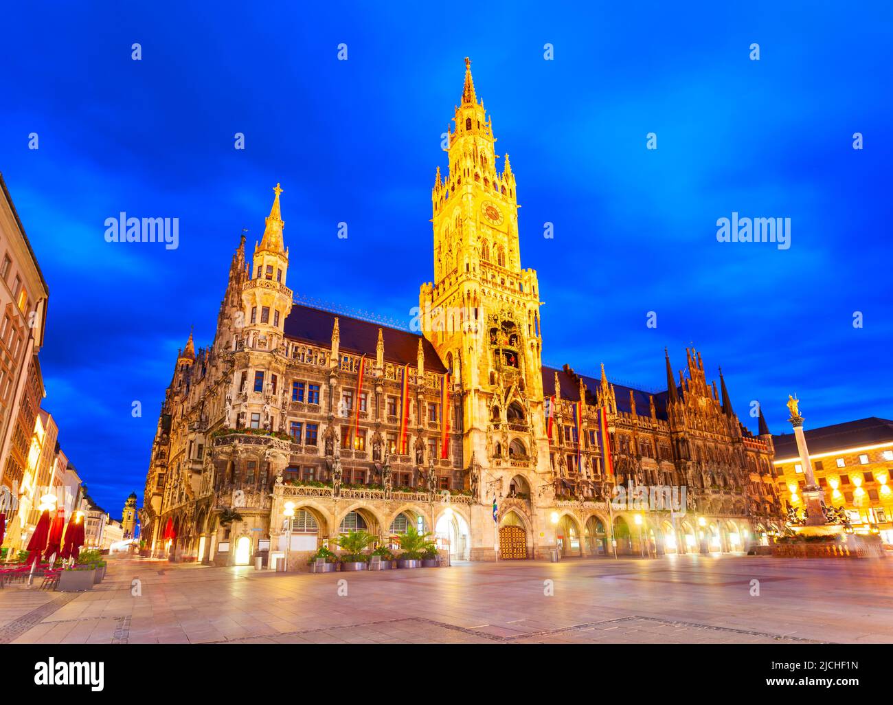 New Town Hall at night. New Town Hall or Neues Rathaus is located at the Marienplatz or St. Mary square, a central square in Munich city centre, Germa Stock Photo