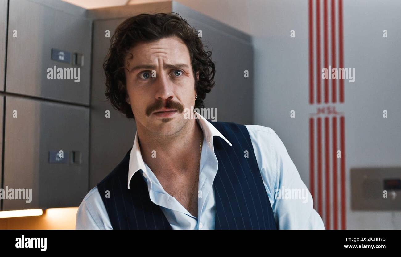 USA. Aaron Taylor-Johnson in the (C)Sony Pictures Entertainment new film:  Bullet Train (2022). Plot: Five assassins aboard a fast moving bullet train  find out their missions have something in common. Ref: LMK110-J8148-070622, image size:1300x833