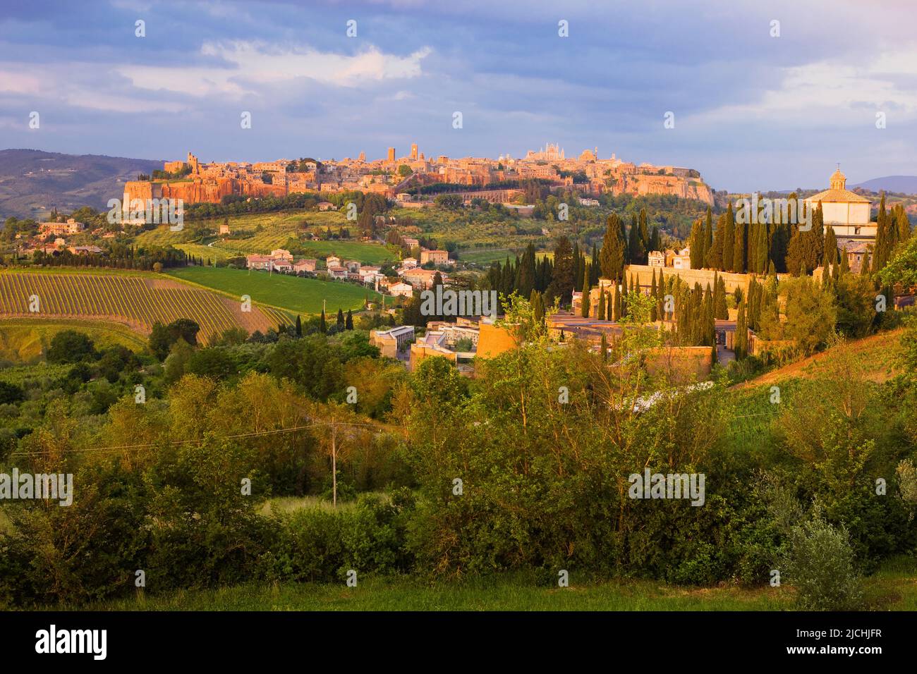 View of the medieval hill town of Orvieto, Umbria, Italy Stock Photo