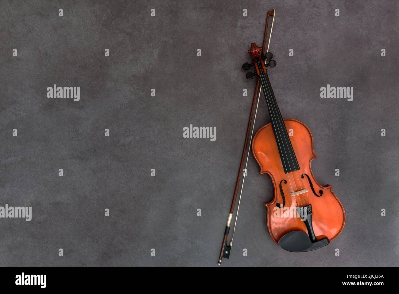Wallpaper violin hi-res stock photography and images - Page 2 - Alamy Wallpaper violin hi-res stock photography and images - Page 2 - Alamy
