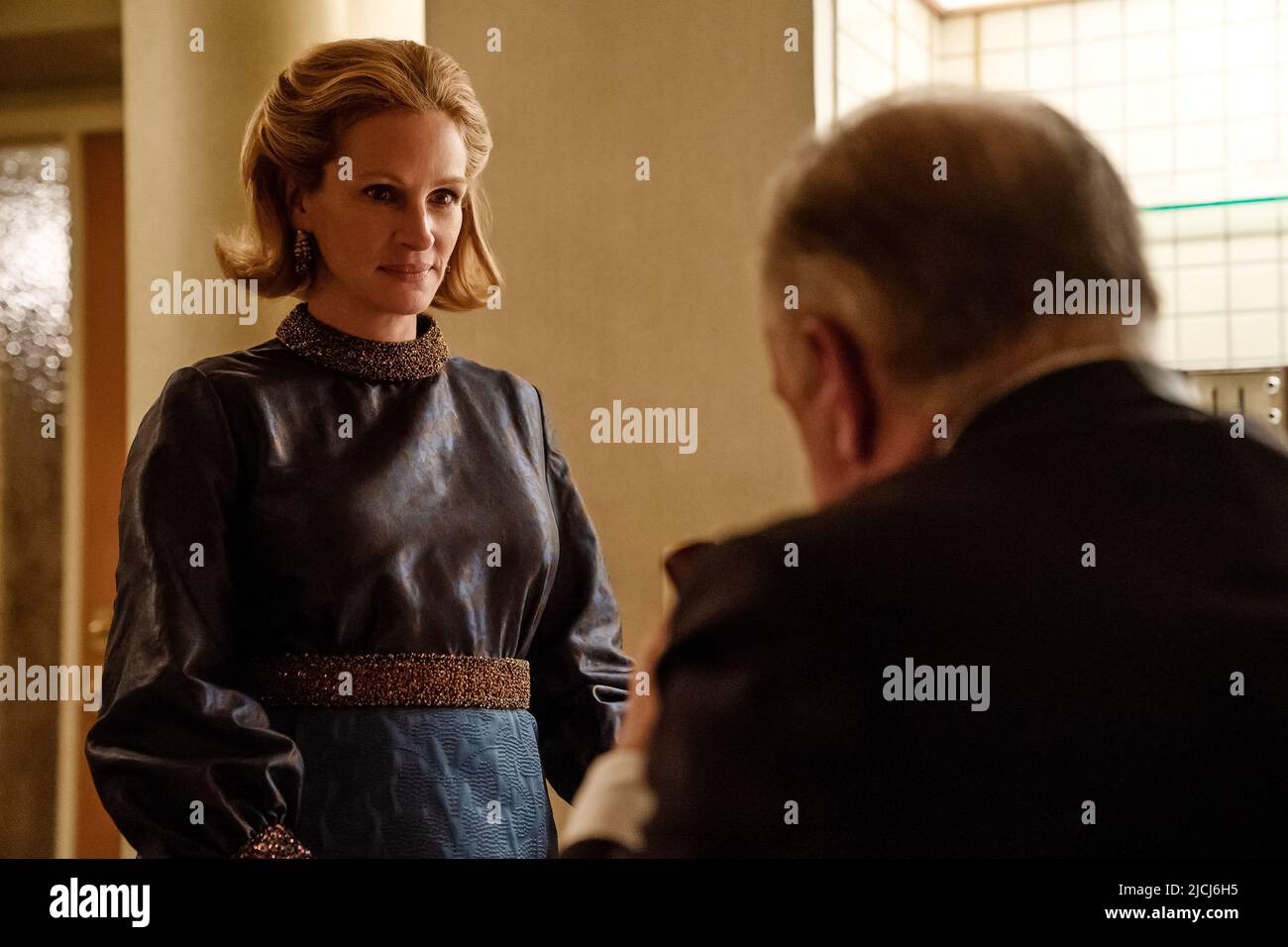 USA. Julia Roberts in a scene from the (C)Starz new series Gaslit