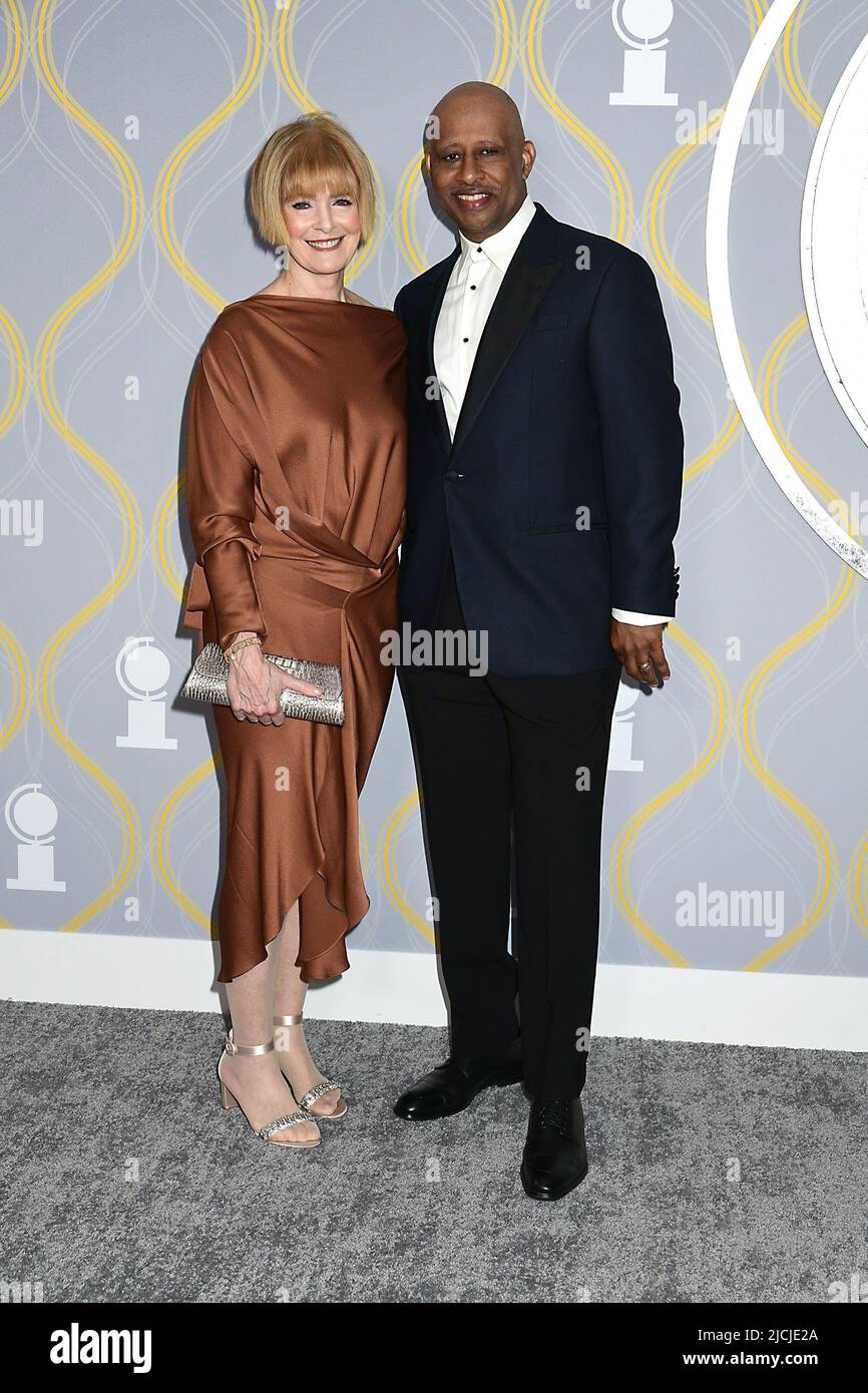 Jeannie santiago and ruben santiago hudson hi-res stock photography and  images - Alamy