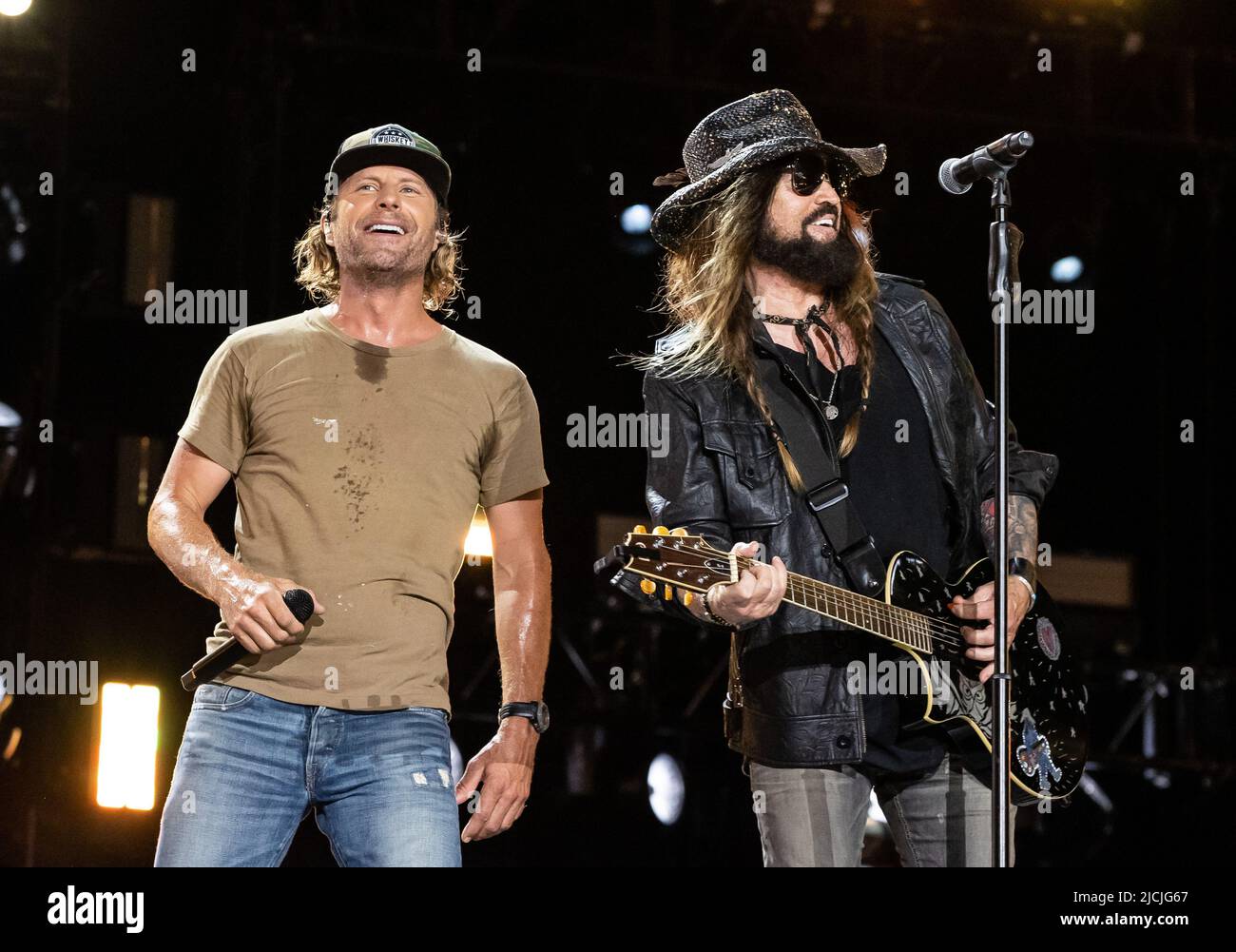 Nashville, USA. 12th June, 2022. Dierks Bentley and Billy Ray Cyrus perform during day 4 of the 2022 CMA FEST at Nissan Stadium on June 12, 2022 in Nashville, Tennessee. Photo: Amiee Stubbs/ImageSPACE/Sipa USA Credit: Sipa USA/Alamy Live News Stock Photo
