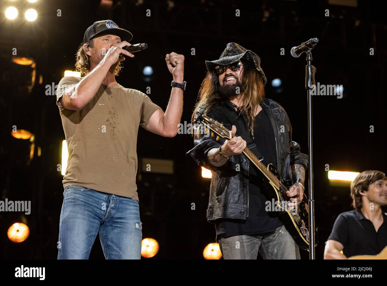 Nashville, USA. 12th June, 2022. Dierks Bentley and Billy Ray Cyrus perform during day 4 of the 2022 CMA FEST at Nissan Stadium on June 12, 2022 in Nashville, Tennessee. Photo: Amiee Stubbs/ImageSPACE/Sipa USA Credit: Sipa USA/Alamy Live News Stock Photo