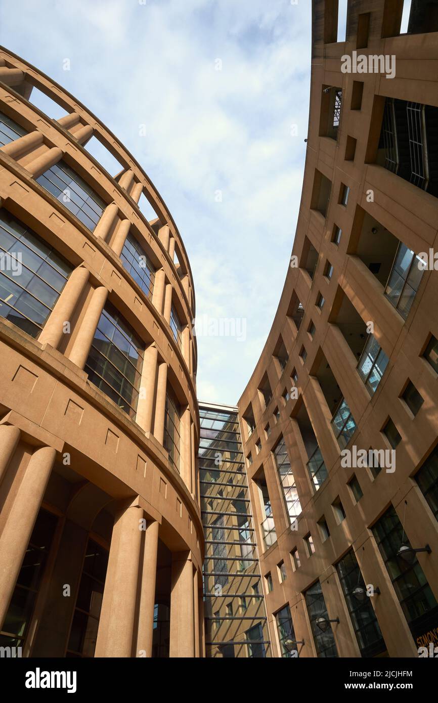 Exterior of Vancouver Public Library VPL central branch building designed by Moshe Safdie, downtown Vancouver, BC, Canada Stock Photo