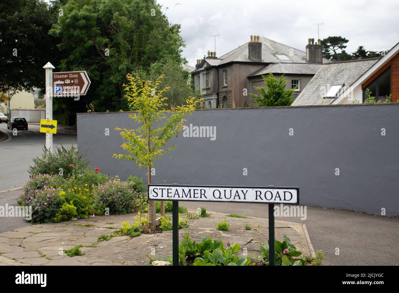 TOTNES, UK JUNE 26, 2021 road signs for the famous Steamer Quay and