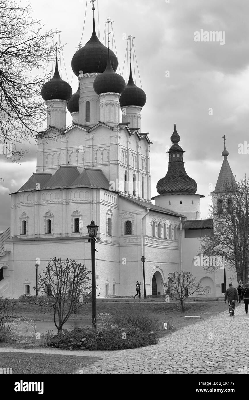 Rostov, Yaroslavl region, Russia, 05.04.2022. The white-stone Rostov Kremlin. Church of St. John the Theologian from the Bishop's Court, Russian archi Stock Photo