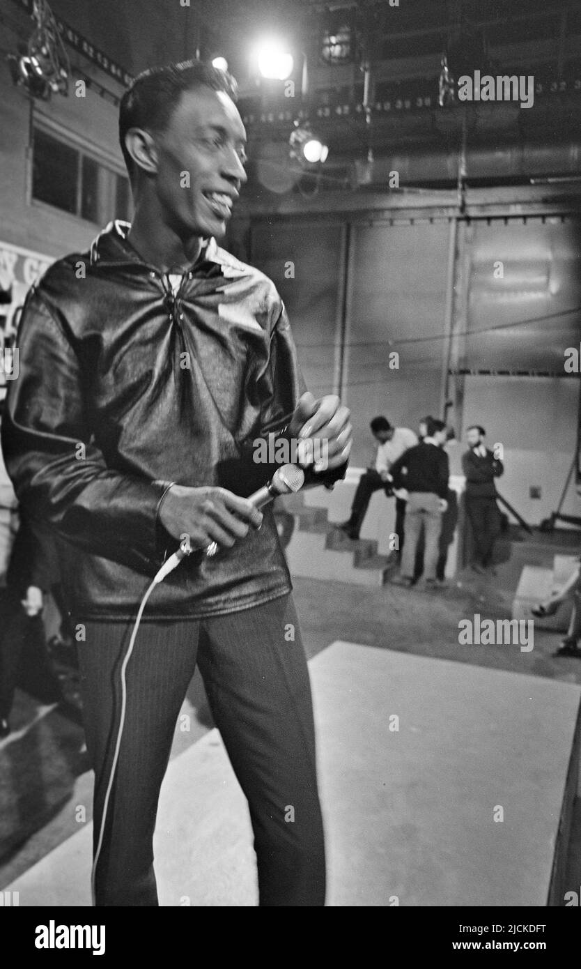 MAJOR LANCE (c 1941-1994) American R&B singer on Ready, Steady, Go ! inin 1965. Photo: Tony Gale Stock Photo