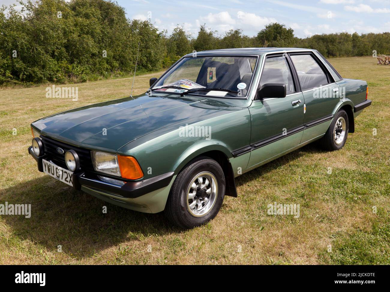 1982 ford cortina hi-res stock photography and images - Alamy