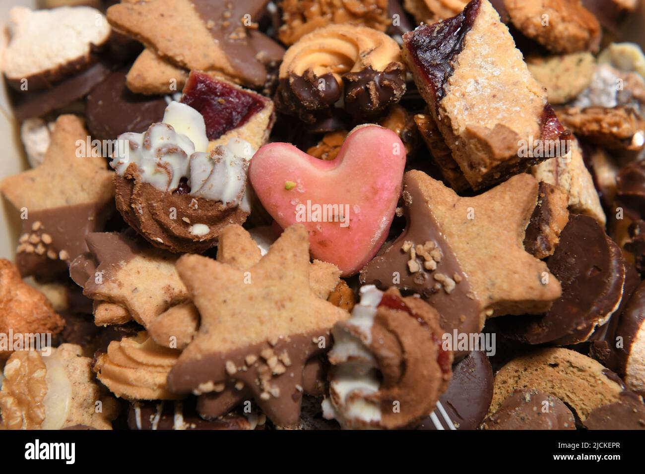 Nahaufnahme von verschiedenen Weihnachtskeksen - Close up of various Christmas cookies Stock Photo