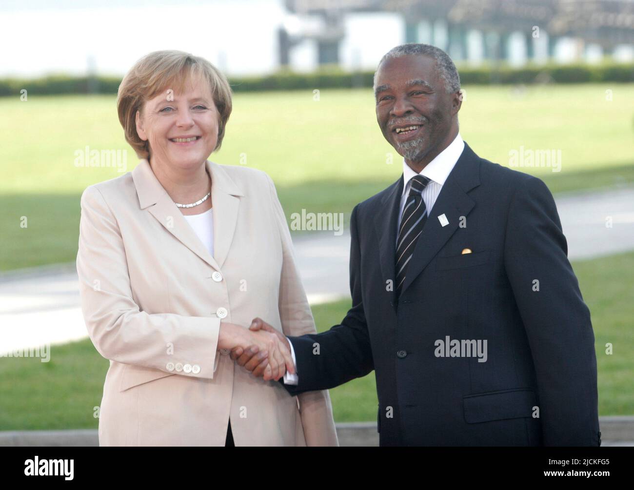 ARCHIVE PHOTO: Thabo MBEKI celebrates his 80th birthday on June 17, 2022, Chancellor Angela MERKEL welcomes the President of South Africa, Thabo Mvuyelwa MBEKI, Official welcome of the heads of state and government of the outreach states from Africa by Chancellor Angela Merkel before the first joint G8 Summit in Heiligendamm, June 8th, 2007. Stock Photo