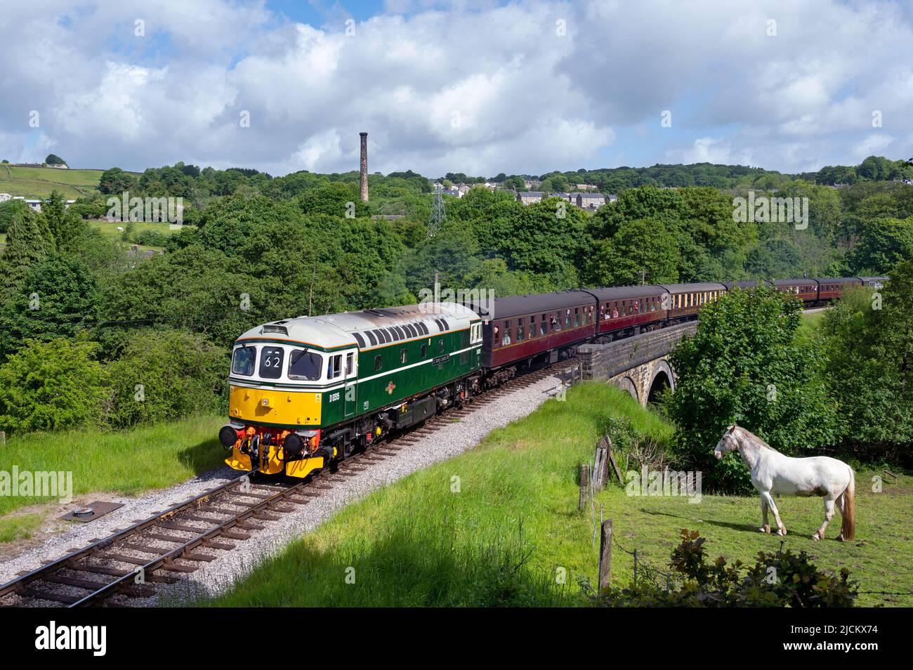 33012 D6515 09.35 Keighley to Oxenhope passing Mytholmes. 10th June 2022. UK Preserved Railways Stock Photo