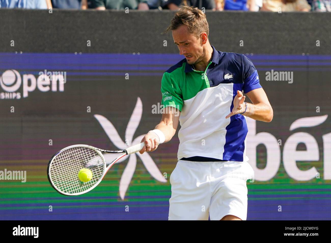 'S-HERTOGENBOSCH, NETHERLANDS - JUNE 11: Daniil Medvedev of Russia during the Mens Singles Semi Finals match between Daniil Medvedev of Russia and Adrian Mannarino of France at the Autotron on June 11, 2022 in 's-Hertogenbosch, Netherlands (Photo by Joris Verwijst/BSR Agency) Stock Photo