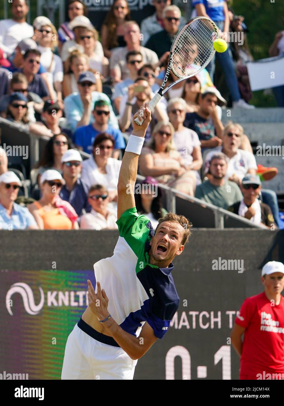 'S-HERTOGENBOSCH, NETHERLANDS - JUNE 11: Daniil Medvedev of Russia during the Mens Singles Semi Finals match between Daniil Medvedev of Russia and Adrian Mannarino of France at the Autotron on June 11, 2022 in 's-Hertogenbosch, Netherlands (Photo by Joris Verwijst/BSR Agency) Stock Photo