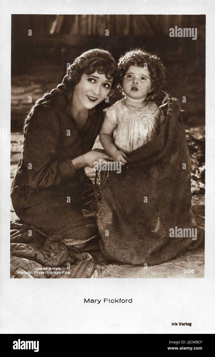 Portrait of Mary Pickford in Sparrows (1926) - Silent Hollywood era Stock Photo