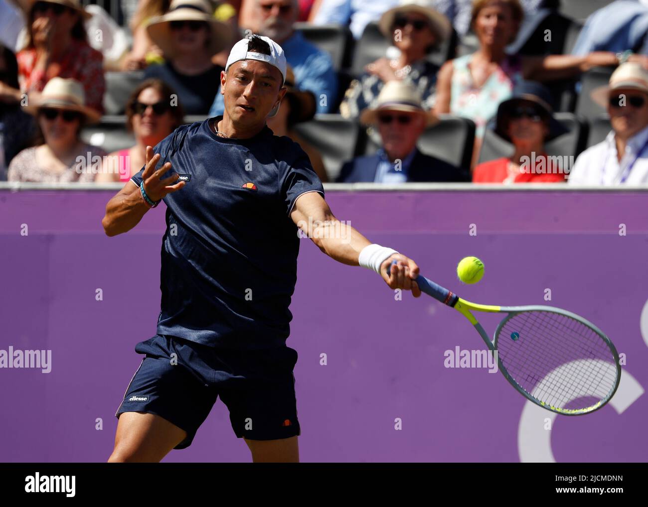 Casper rudd hi-res stock photography and images - Alamy