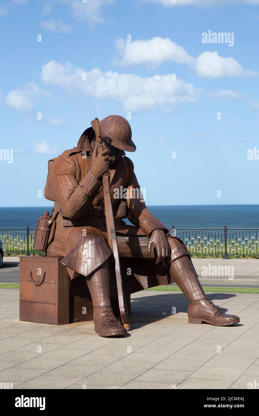 Tommy - a statue of a First World War soldier by artist Ray Lonsdale,  Terrace Green by the seafront, Seaham, County Durham, North East England Stock Photo