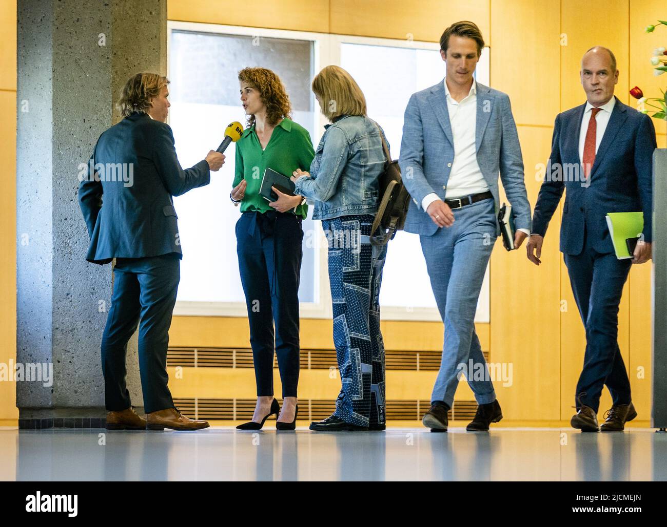 2022-06-14 15:59:19 THE HAGUE - Sophie Hermans (VVD) and Gert-Jan Segers  (ChristenUnie) after the weekly question time in the House of  Representatives. ANP BART MAAT netherlands out - belgium out Stock Photo -  Alamy