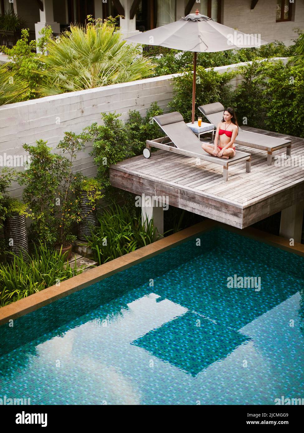 Thai woman swimming pool hi-res stock photography and images - Alamy