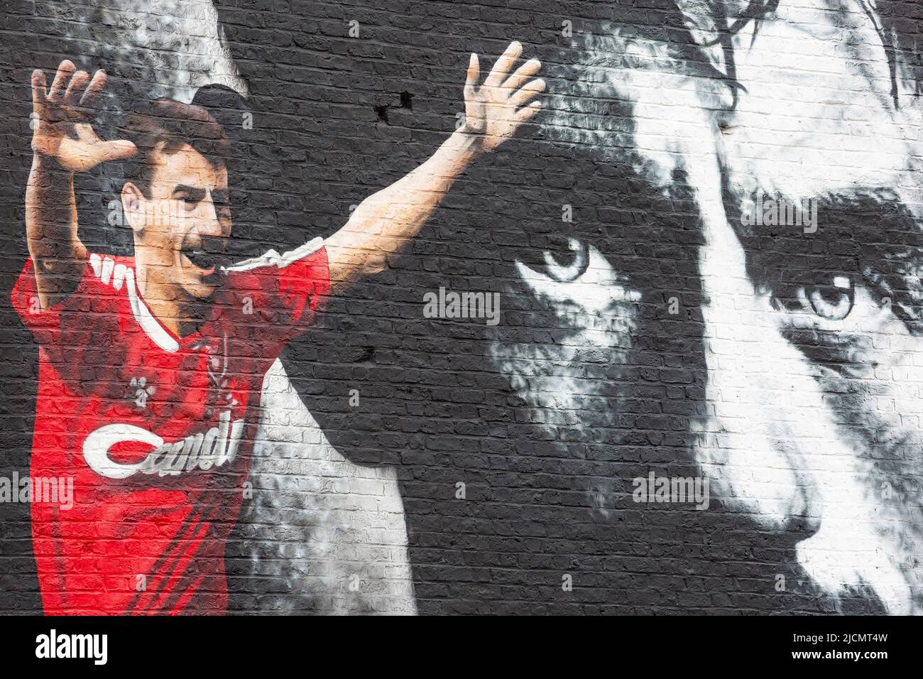 Ian Rush mural, Liverpool FC street art, Anfield, Liverpool, England, UK Stock Photo