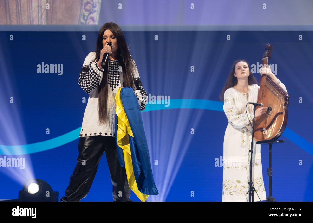 Ajablanarlisi porno shou Porno fotosuratlar fisting, katta mushuklar, becerdin