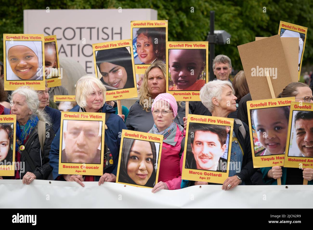 Edinburgh Scotland, UK June 14 2022. Justice for Grenfell vigil to commemorate the fifth anniversary of the  tragedy is held on the Mound. credit sst/alamy live news Stock Photo