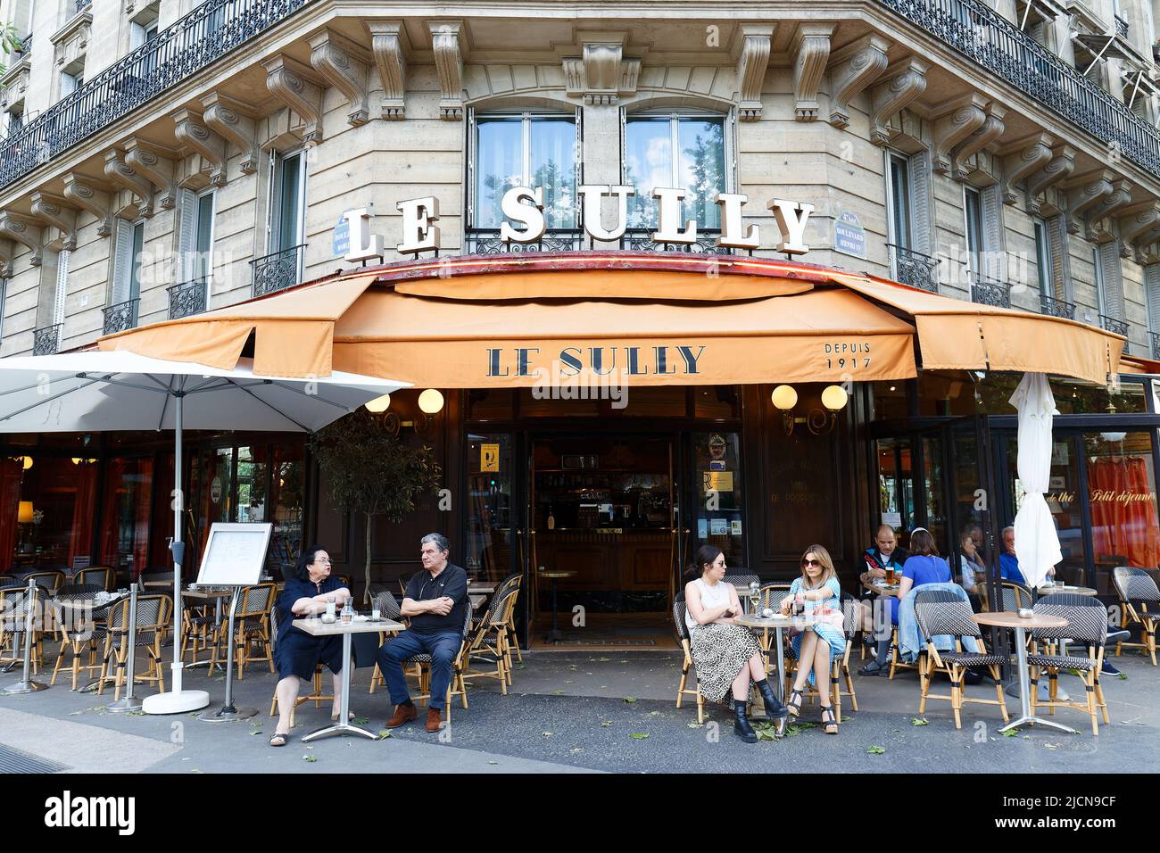 The traditional French cafe Le Sully is a familial brasserie since 1917 located at boulevard Henri IV in 4th arrondissement of Paris. Stock Photo