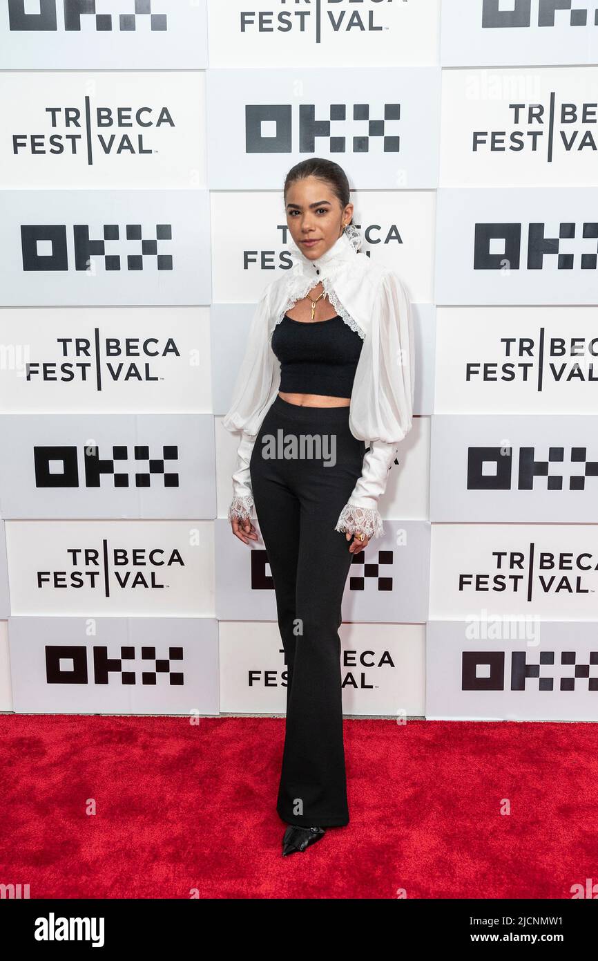 June 13, 2022, New York, New York, United States: Antonia Gentry attends premiere of ''Cha Cha Real Smooth'' during Tribeca Film Festival at BMCC  (Credit Image: © Lev Radin/Pacific Press via ZUMA Press Wire) Stock Photo