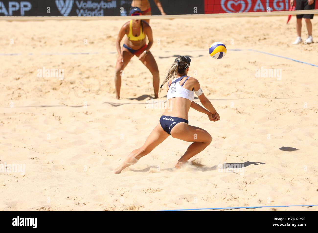 Vaduz, Liechtenstein. 10th Aug, 2019. FIVB BEACH VOLLEYBALL WORLD TOUR:  Vista general del campo central del torneio FIVB Beach Volleyball World  Tour Star 1, en Vaduz, Liechtenstein. (Foto: Bruno de Carvalho/Cordon Press)