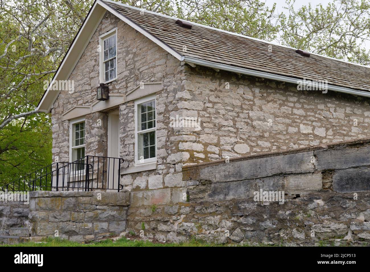 Nauvoo, Illinois, USA. The Bidamon Stable was built during the 1860s from the foundation stone of the Nauvoo House. Stock Photo