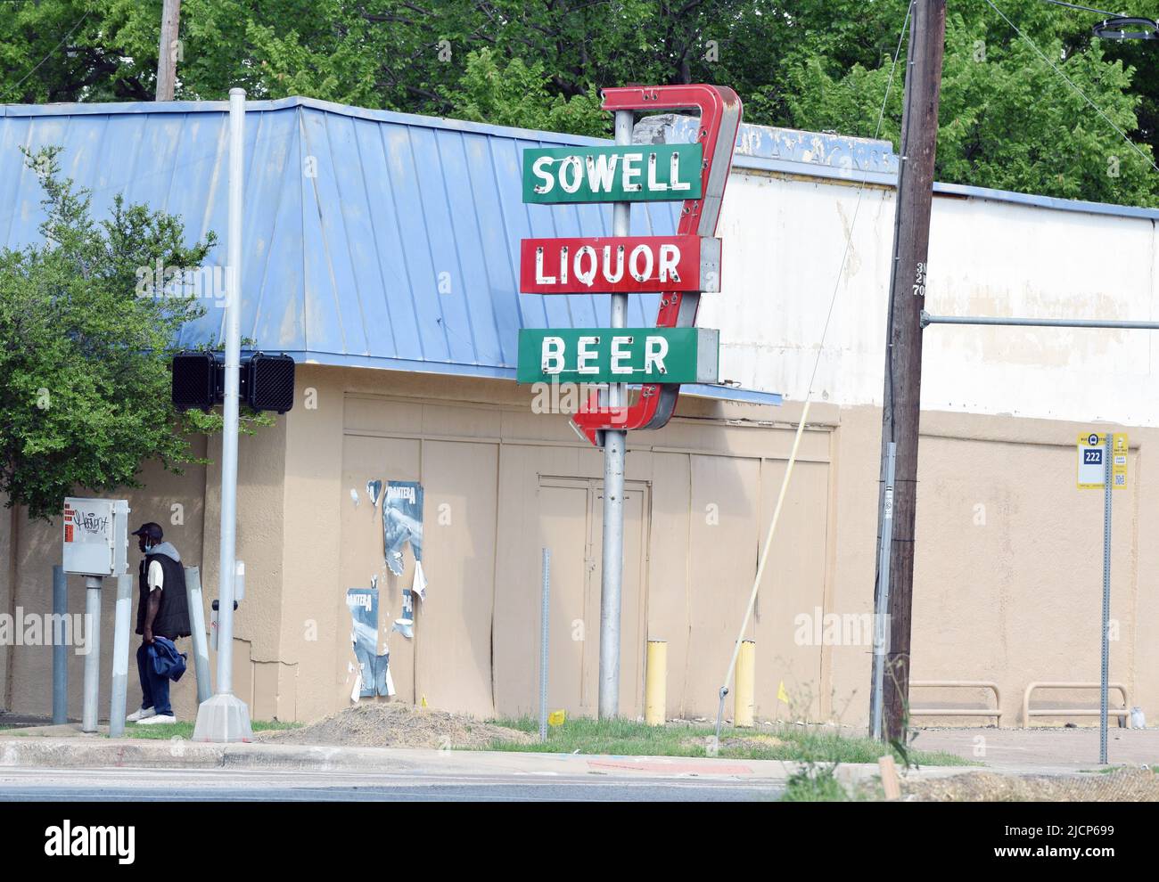 Sowell Liquor and Beer store in Dallas Texas Stock Photo Alamy